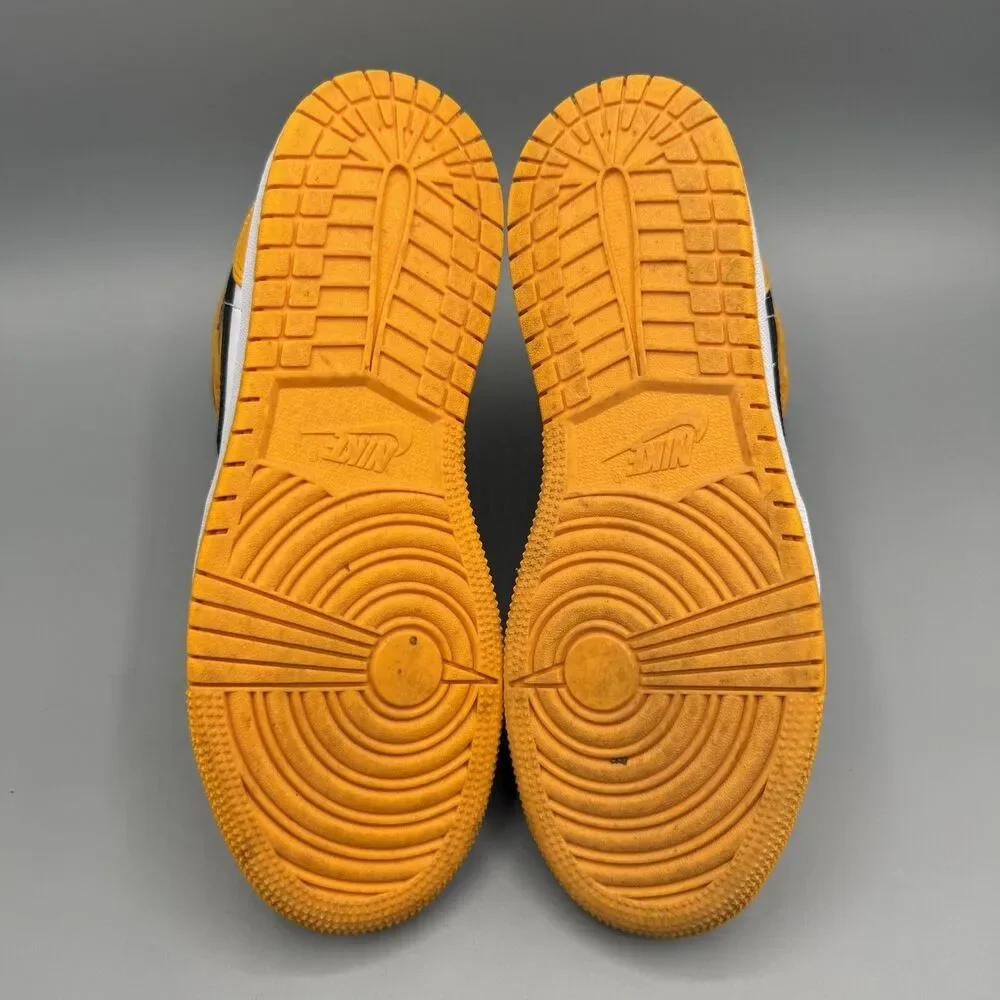 Nike heritage style